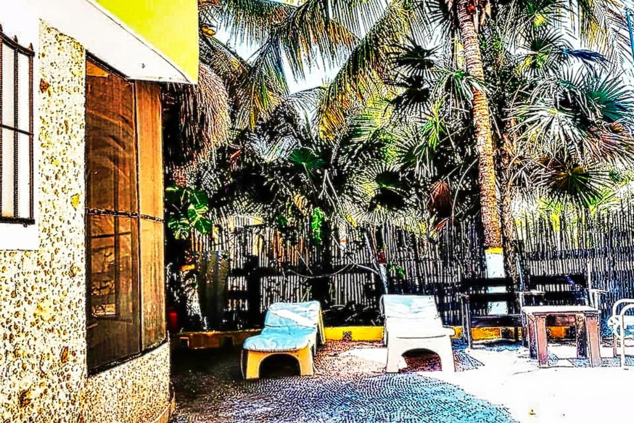 Antigua Lodge, 70 M From Sandy Beach El Cuyo Ngoại thất bức ảnh